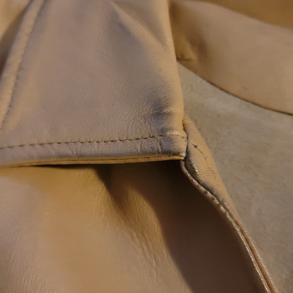 Fringed Leather Jacket with Beaded Design - Picture 10 of 12